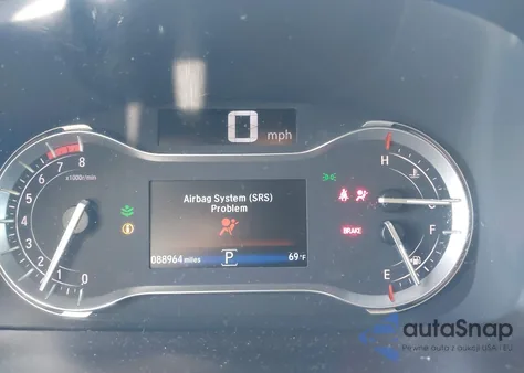 2018 Honda Pilot Ex-L z USA, uszkodzony, nr VIN 5FNYF6H51JB070503